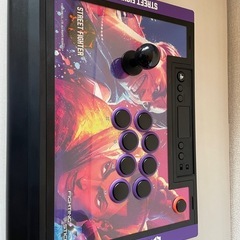 STREET FIGHTER 6対応のカスタマイズ可能なアーケードスティック、PS5/PS4用。の画像