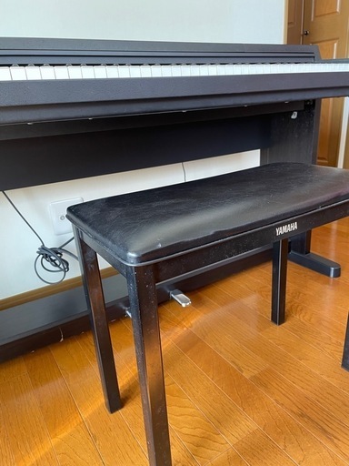 電子ピアノ　ヤマハ　クラビノーバ　CLP-550　　