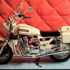 タミヤバイクプラモデル1/12完成品SUZUKIGSX750白バイ仕様の画像
