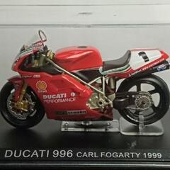 デアゴスティーニチャンピオンバイクシリーズドカティ996新品