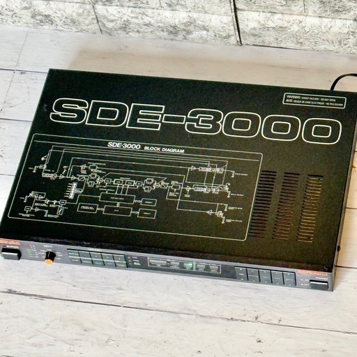 ジャンク品 Roland Digital Delay SDE-3000