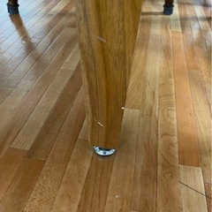 ギギリビング　ダイニングテーブルの画像