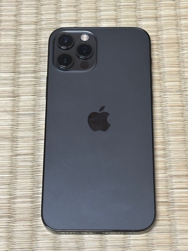 美品！SIMフリー　iPhone 12 Pro 256GB グラファイト