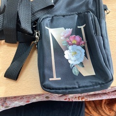 💐携帯電話ポシェット　新品未使用品‼️
