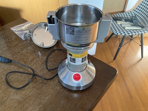 小型電動製粉機\n