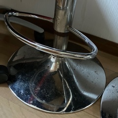 カウンターチェアー3つセットの画像