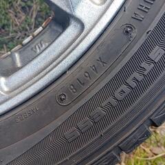 中古品　スタッドレス１６５/60r15とアルミ4,5Jの画像