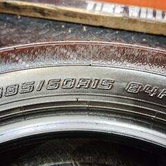 DUNLOP ENASAVE EC204 185/60R15 15インチ 夏タイヤ 22年製 バリ溝 ヤリス ヴィッツ フィット シエンタ等　(KTG163)の画像