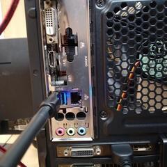 ゲーミングパソコンフルセット　i7-6700/GTX1060-3GB/SSD256GB/24インチモニターの画像