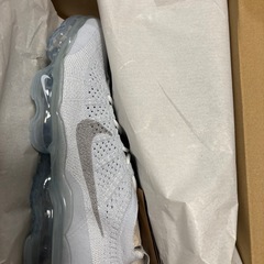 新品ナイキ エア ヴェイパーマックス 2023 フライニット メンズシューズ　ホワイト28.5cmの画像