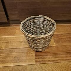 植木鉢カバー　籐製品他　四点セットの画像