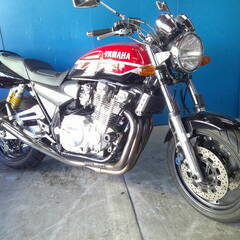 YAMAHA XJR1300 黒/赤 車検残R8/7月 エンジン...