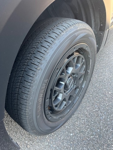 YOKOHAMA GEOLANDAR 三菱デリカ純正タイヤ225/55R18　