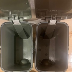 ペダル式ゴミ箱22Ｌ　２つセットの画像