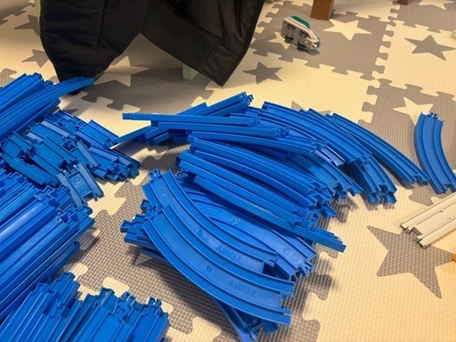 プラレール