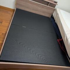 ダブルベッド　フレームのみの画像