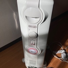 デロンギ　オイルヒーター　JR0812-GYの画像