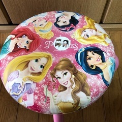 椅子　子供用の画像