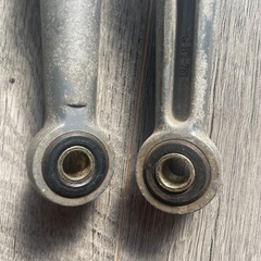 カブ　サスペンションの画像