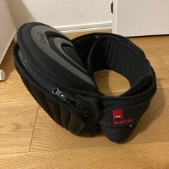 値下げ【ダックワン】折りたたんで持ち運べる　ヒップシートの画像