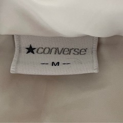 【2/2 11:30決定】converse  ジャンバー　ホワイト　S-Mの画像