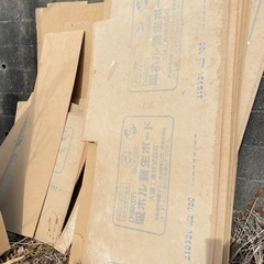 建築現場養生ボード　猫のトイレマットにも
　