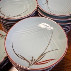 中古　小皿34枚の画像
