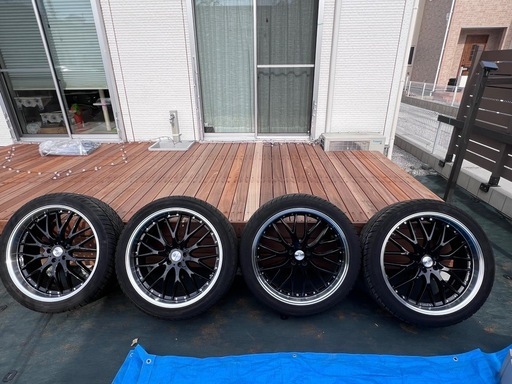 ２２インチ
ロクサーニマルチホルケッタ