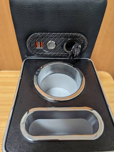 車載器　センターコンソール　美品