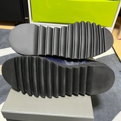 更に値下げ　革ブーツ　かっこいいネイビー (希少)軽い  新品　　サイズ41(25.5) の画像