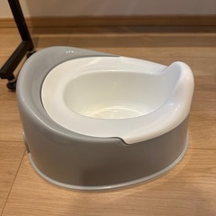 BabyBjorn ベビービョルン スマートポッティ おまる の画像
