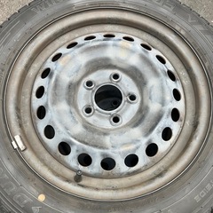 スタッドレスタイヤ 205/55R16 4本セット日産車、リーフ