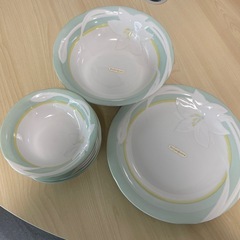 イブサンローラン食器セット