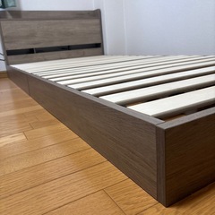 ローベット（カラー:グレージュ）の画像