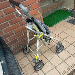 ライトステップ・タイニー　歩行車　歩行補助車　象印ベビーの画像