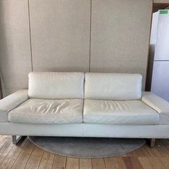 【80】Cassina ホワイトレザー 2人掛けソファ 