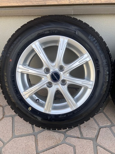 スタッドレスタイヤホイール4本セット 2023年製 バリ溝 155.65.14