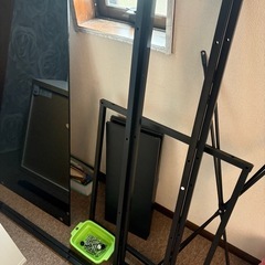 ガラステーブル(パソコンテーブル)の画像