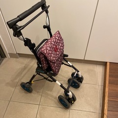 0円　シルバーカー(手押し車)