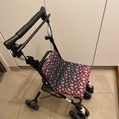 0円　シルバーカー(手押し車)の画像