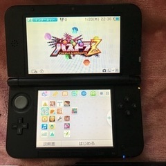 ニンテンドー3DSLL グレー＆ブラックの画像