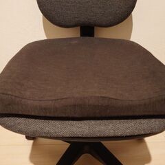デスクチェア/椅子(PC作業用、仕事用)の画像