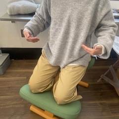 【お譲り先決定しました】姿勢矯正イスの画像