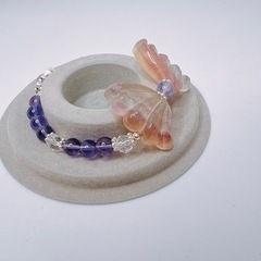 フローライト　蝶々 天然石デザインブレスレット　アメシストの画像