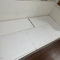 シングルサイズ ベッド
