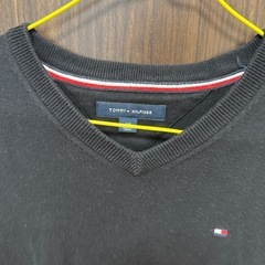 TOMMY HILFIGER セーターの画像