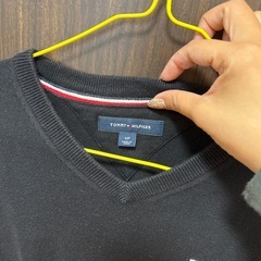 TOMMY HILFIGER セーターの画像