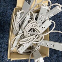 マルチタップ　6口　7個ありますまとめ買いOK(7/7)の画像