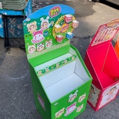 ペコちゃん非売品店舗用置き台の画像