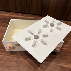 スリーコインズ　木のカセットコンロの画像